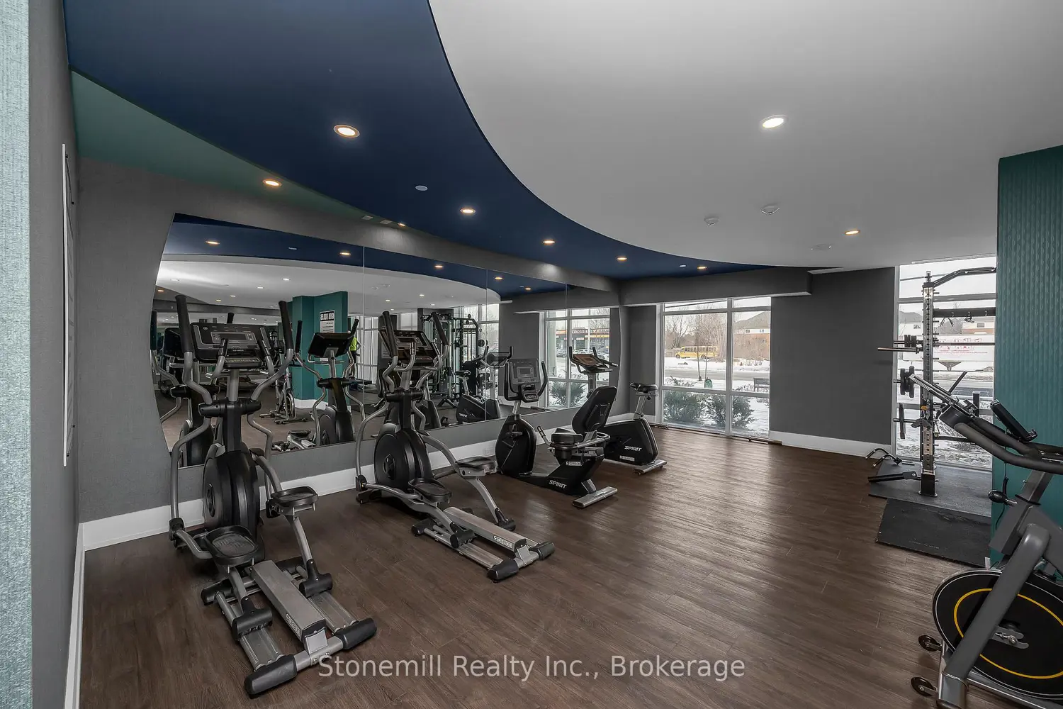 Additional image 19 of 450 Dundas Street 701