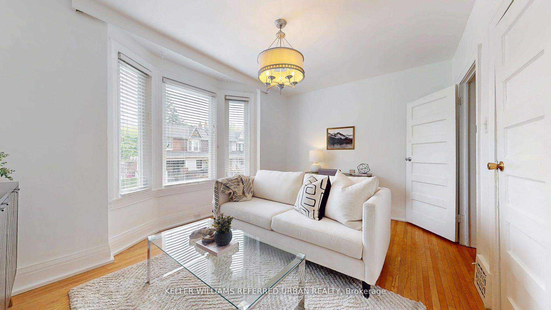 Additional image 5 of Upper-266 Highfield Road, Toronto, ON, M4L 2V5