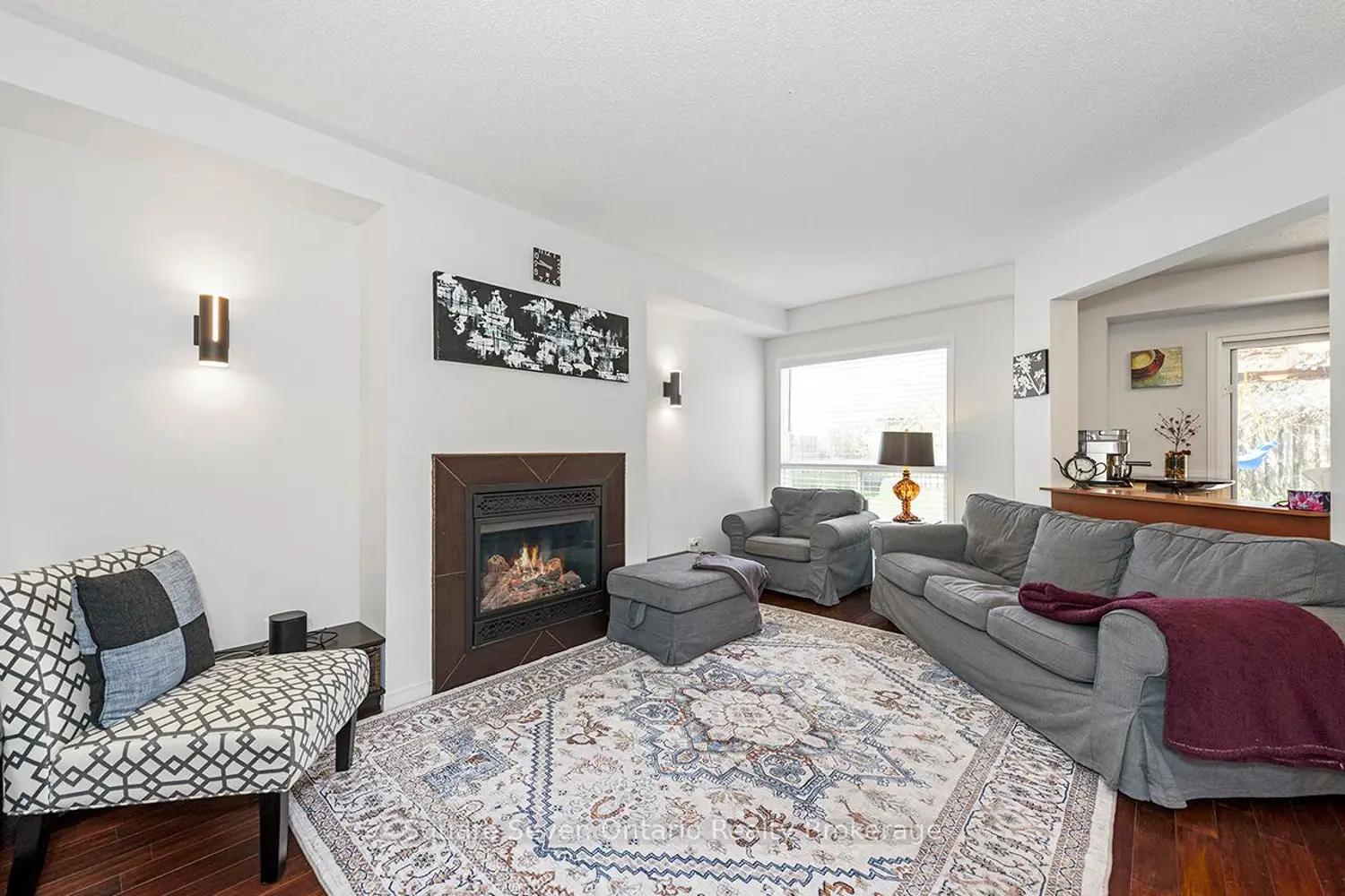 Additional image 6 of 635 Commonwealth Crescent