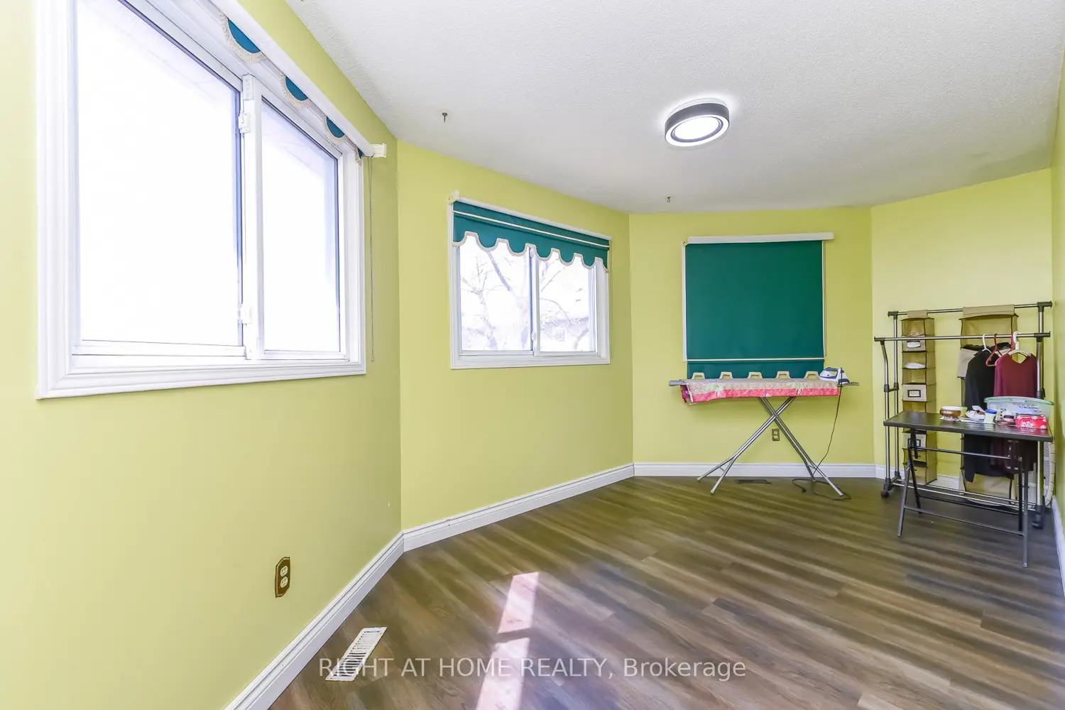 Additional image 14 of 379 Wallenberg Crescent