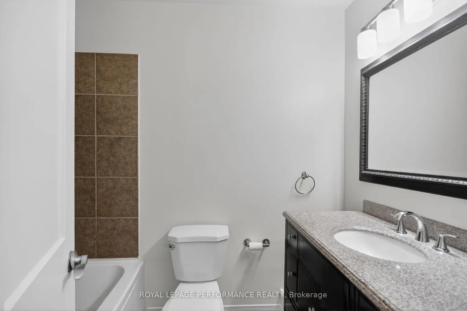 Additional image 14 of 34 Dignard Street