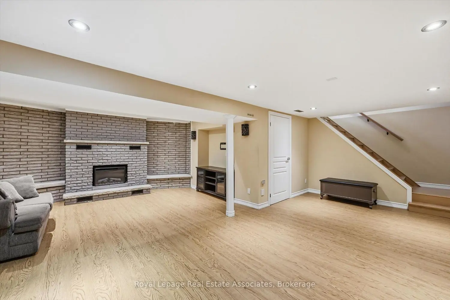 Additional image 15 of 107 Billington Crescent