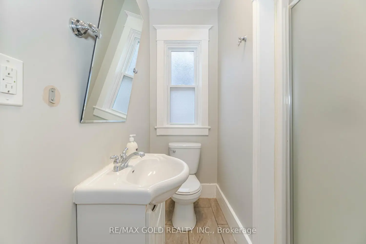 Additional image 7 of 161 Adelaide Avenue