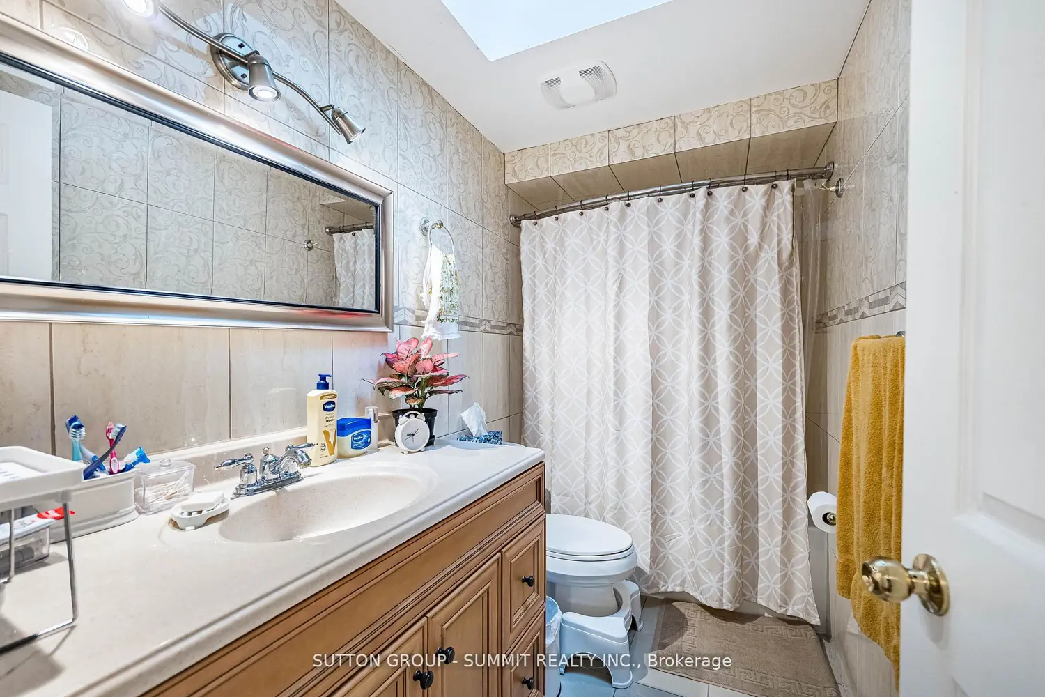 Additional image 15 of 4284 Sawmill Valley Drive