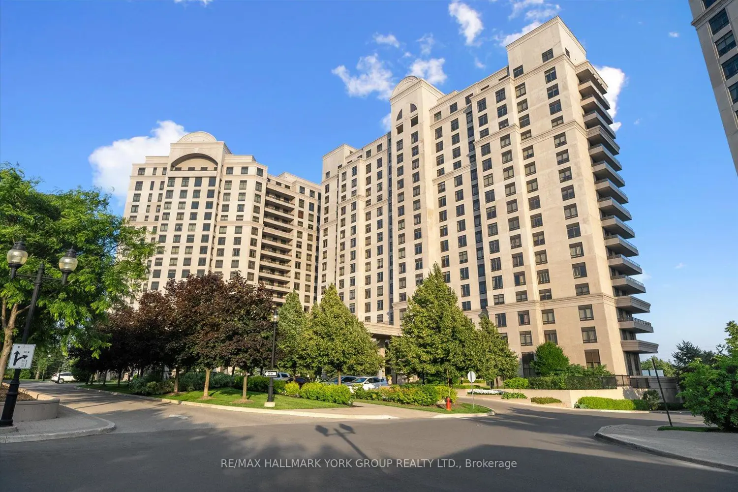 9245 Jane Street 1601