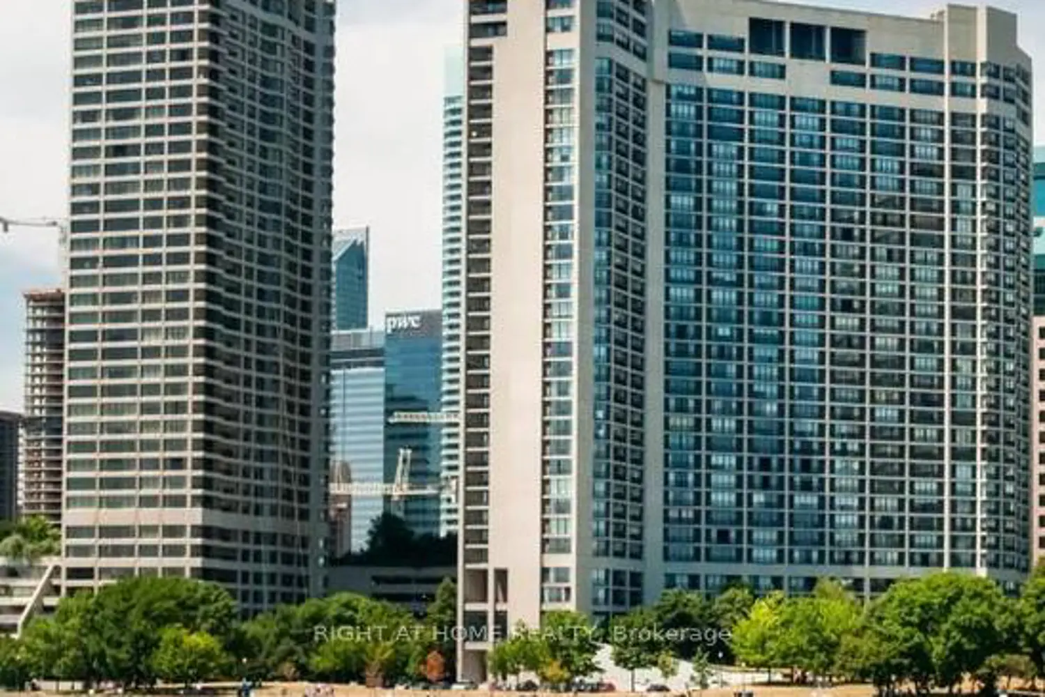 33 Harbour Square 2803
