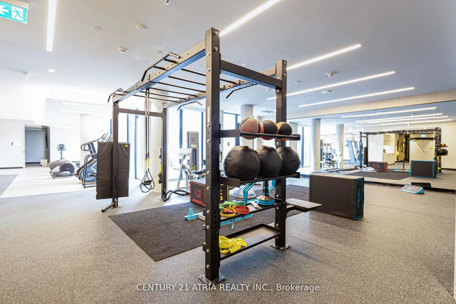 Additional image 11 of 2020 Bathurst Street 1820