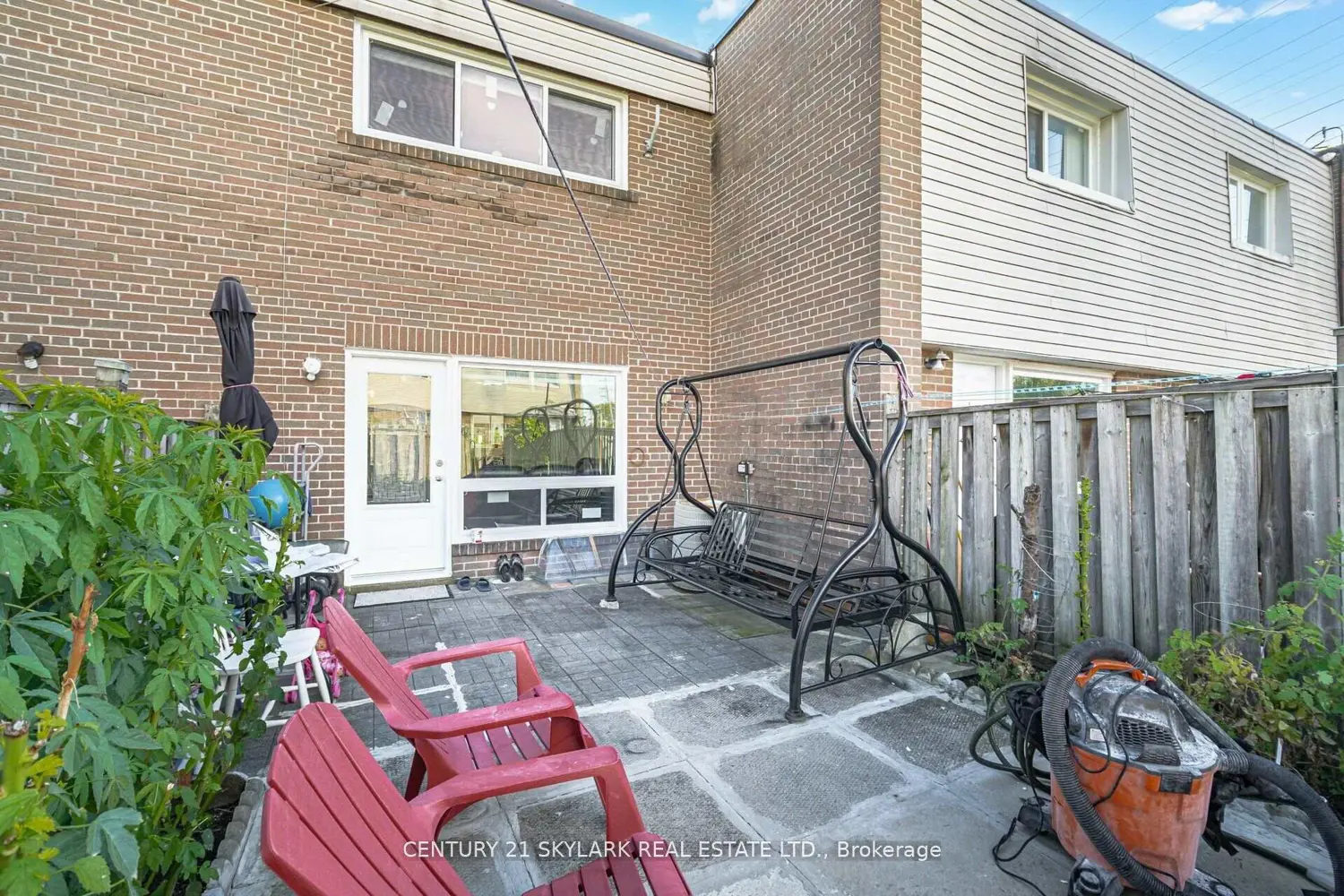 Additional image 20 of 435 Silverstone Drive 26
