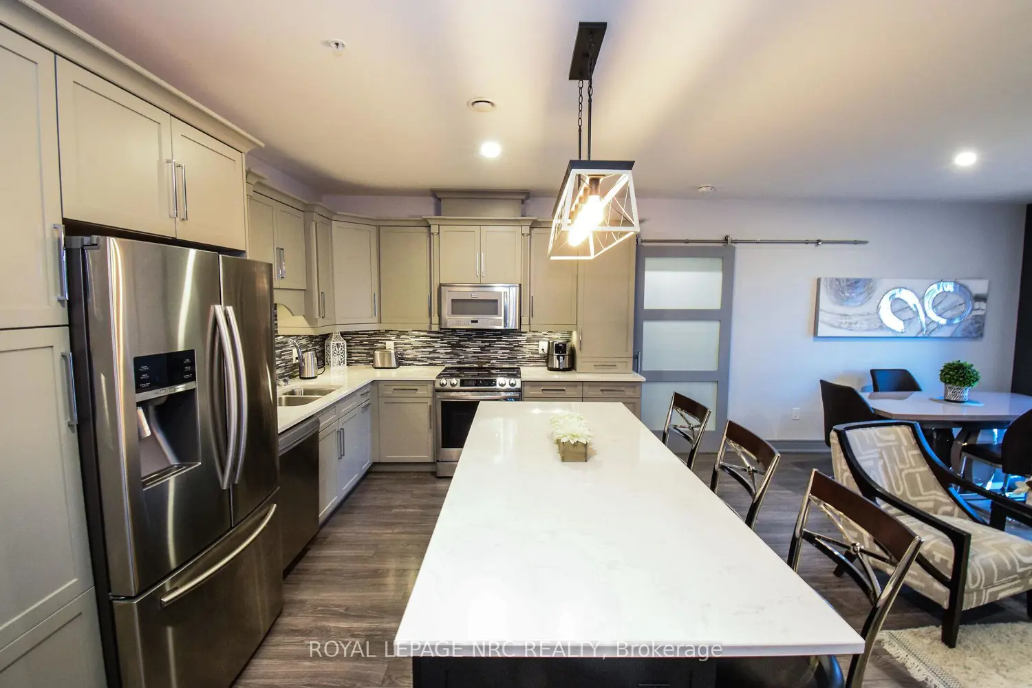 Additional image 2 of 379 Scott Street 305