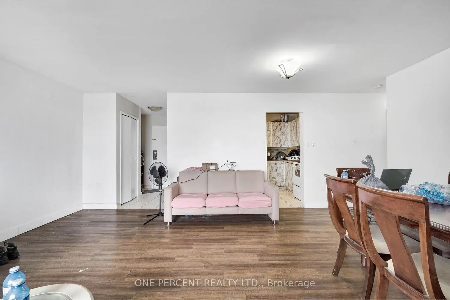 Additional image 4 of 563 Mornington Avenue 1002