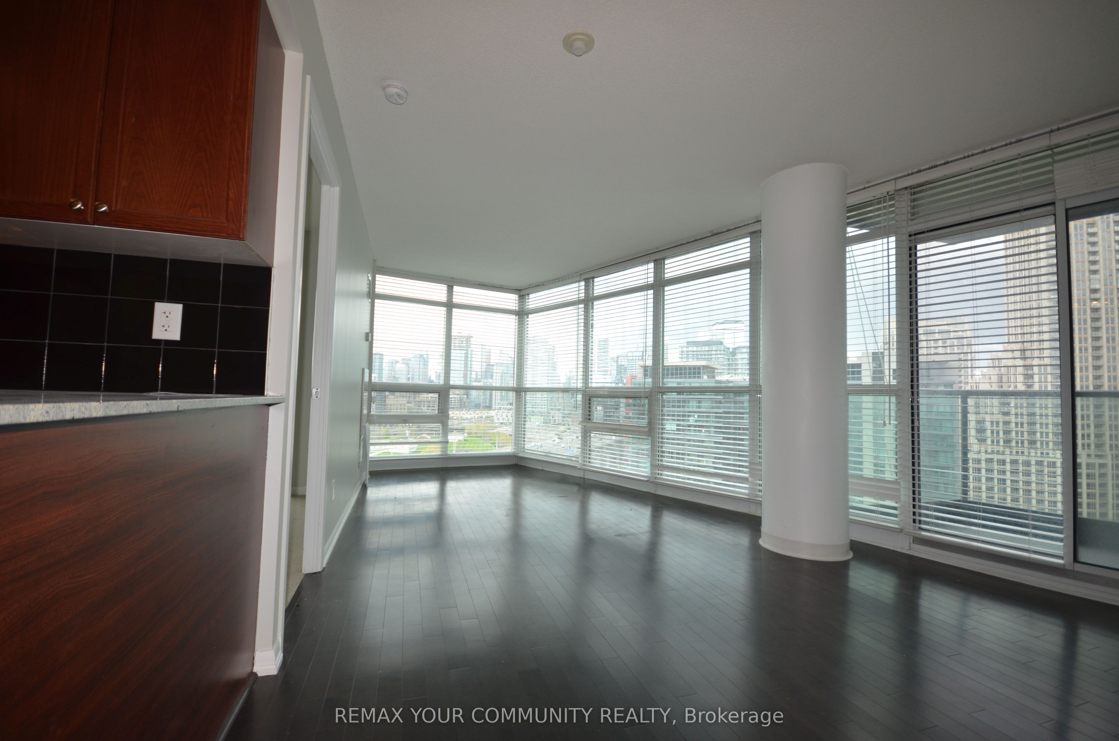 Additional image 4 of 1511-231 Fort York Boulevard, Toronto, ON, M5V 1B2