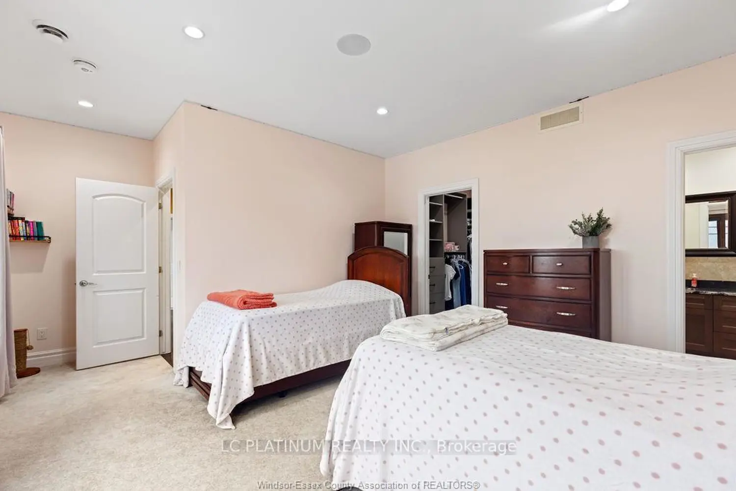 Additional image 11 of 3740 Donato Drive