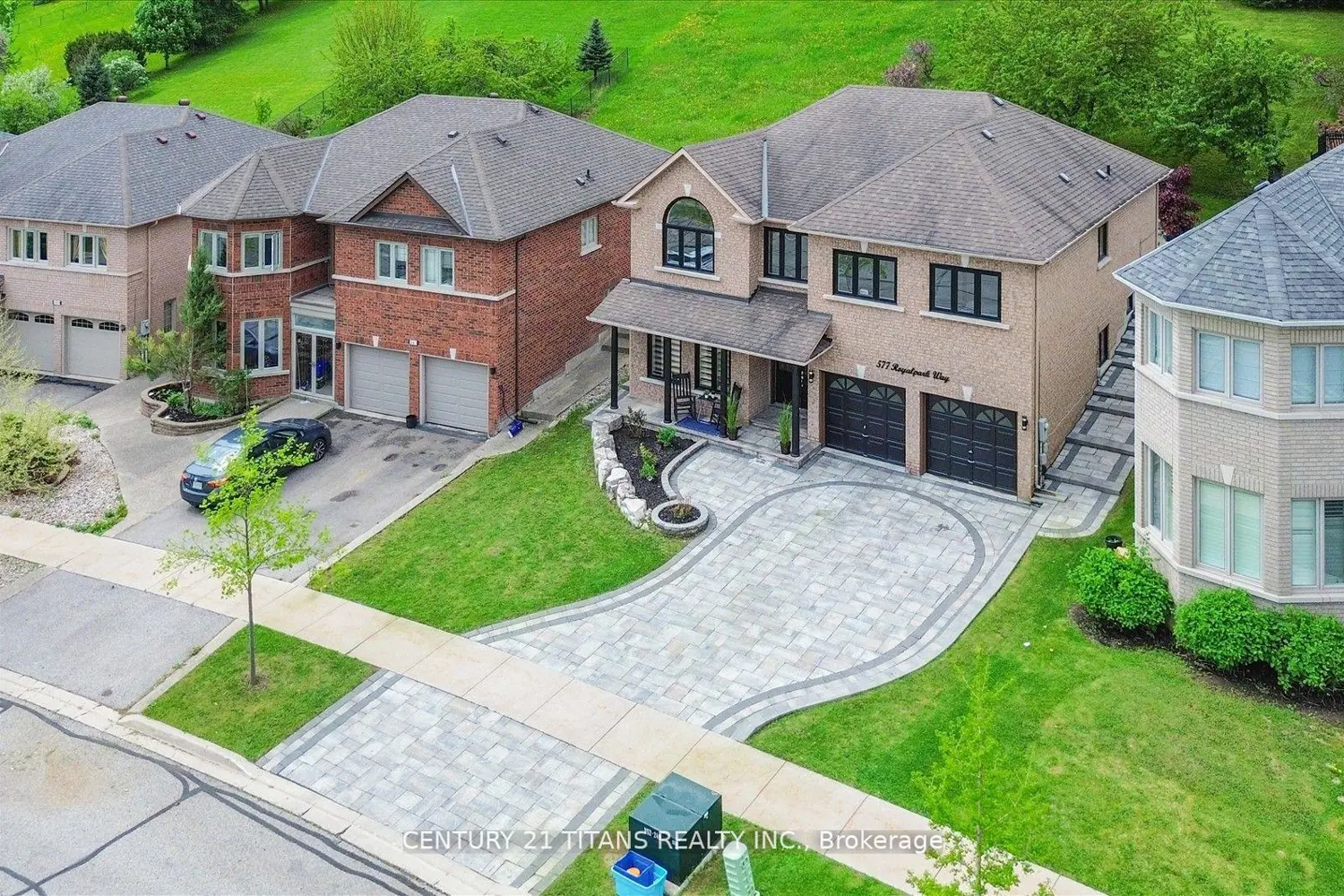 577 Royalpark Way
