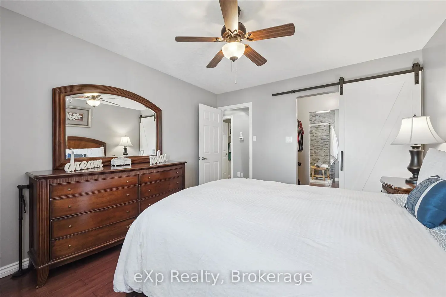 4 Peartree Crescent photo 5
