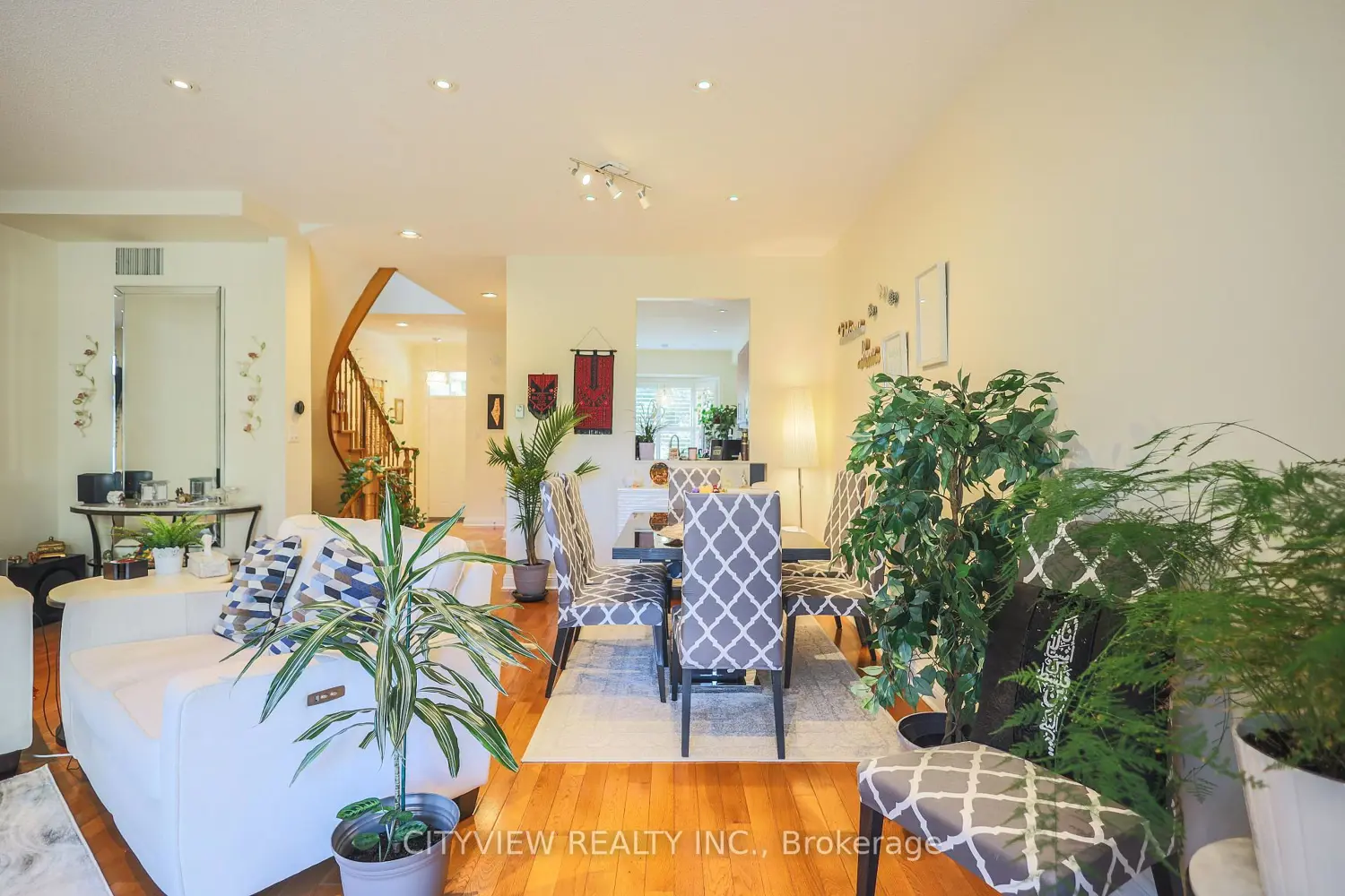 Additional image 4 of 3593 Kariya Drive