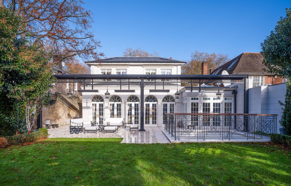 Additional image 19 of 5 bed property to rentAvenue Road, St John's Wood, London NW8, United Kingdom
