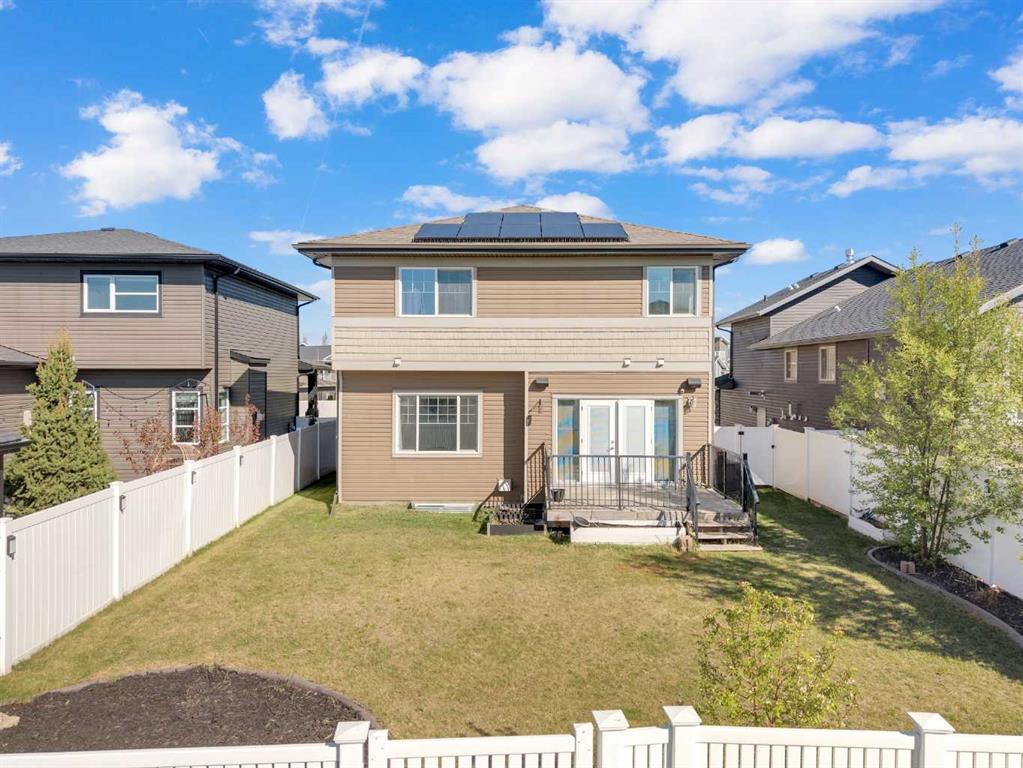 Additional image 2 of 25 Lazaro Close, Red Deer, AB, T4R 0R6