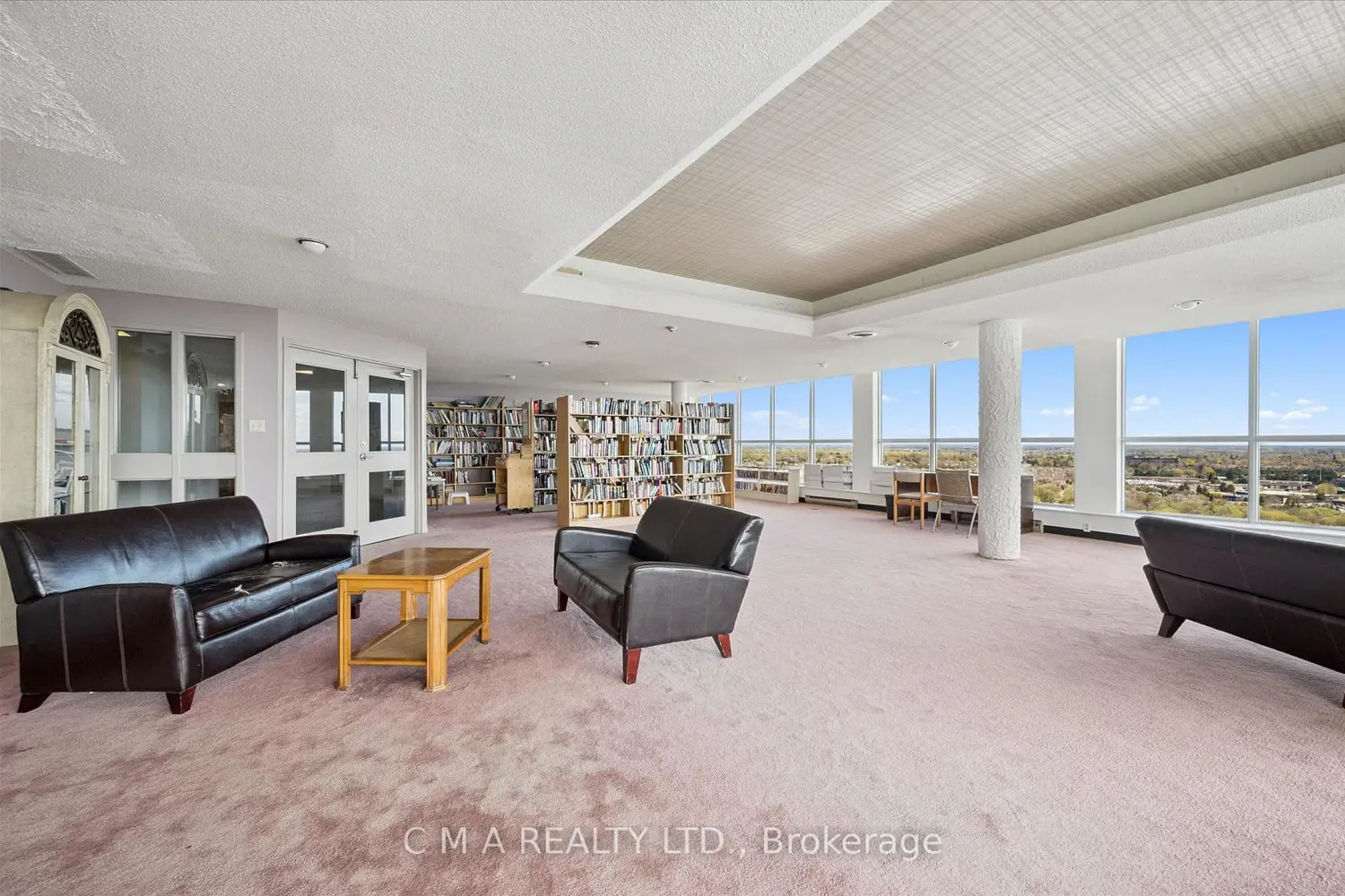 Additional image 16 of 375 King Street 1406