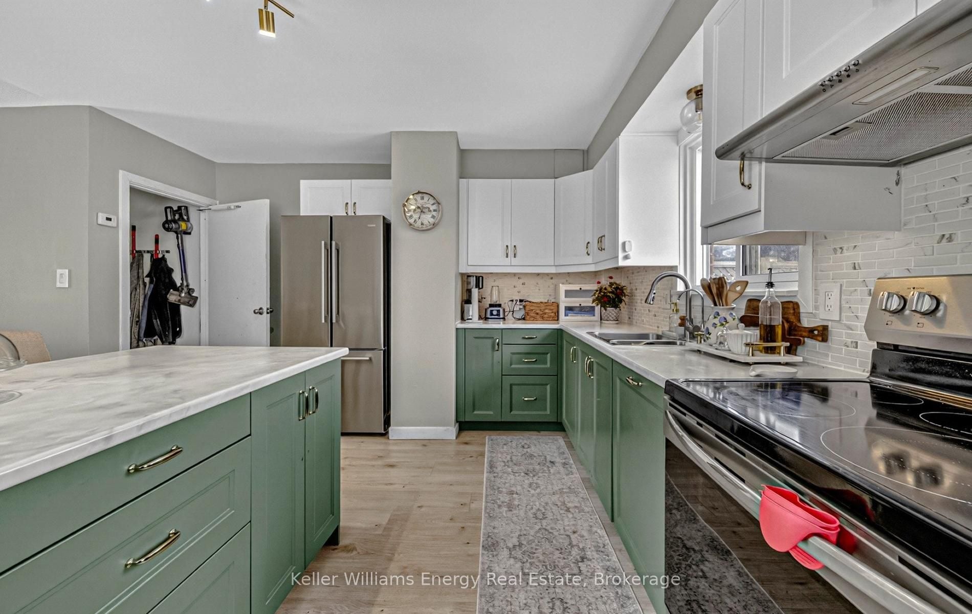 Additional image 6 of 153 Barkley Crescent, Oshawa, ON, L1J 2E5