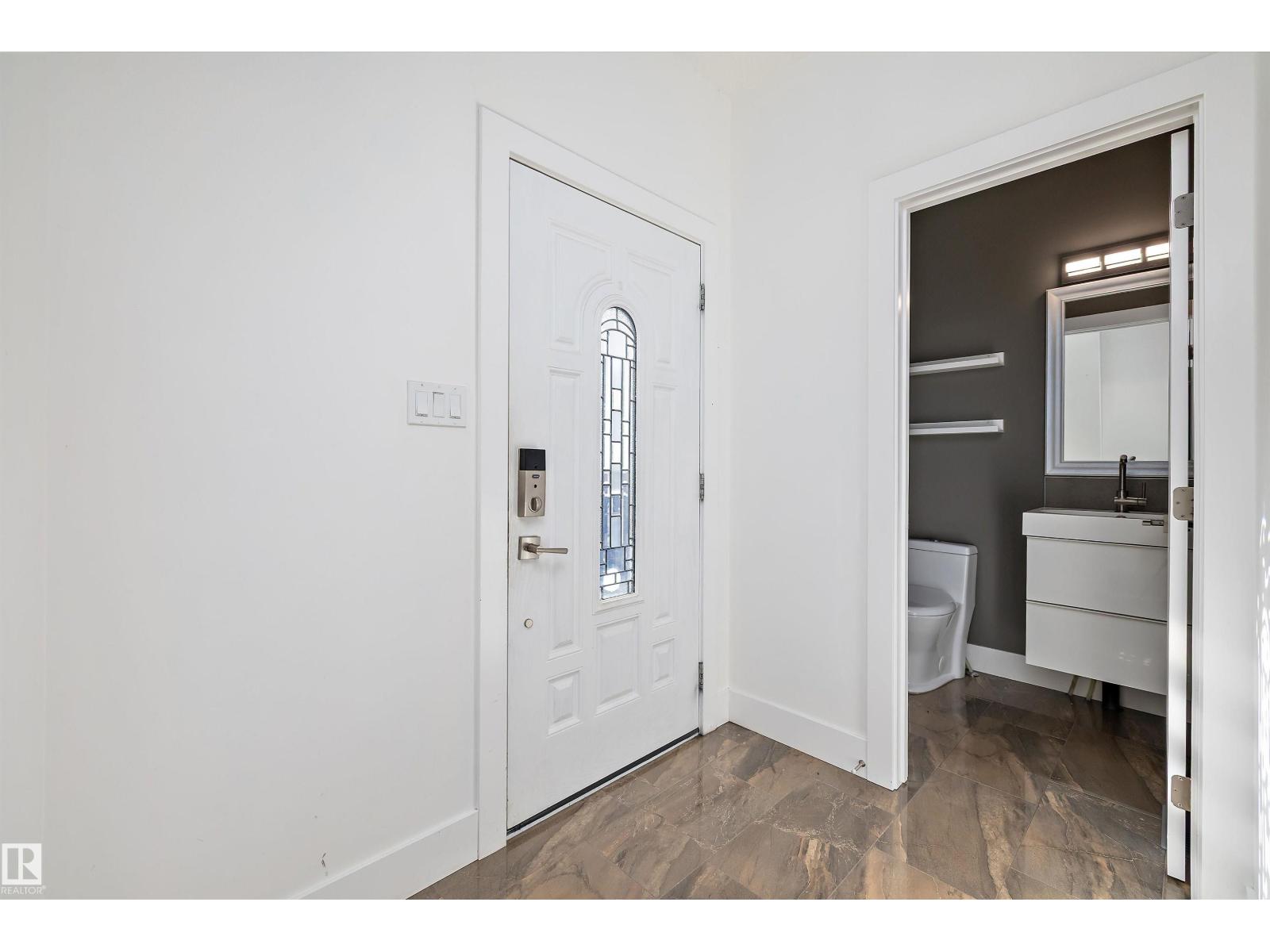 Additional image 4 of 14026 101a Avenue NW, Edmonton, AB, T5N0L2