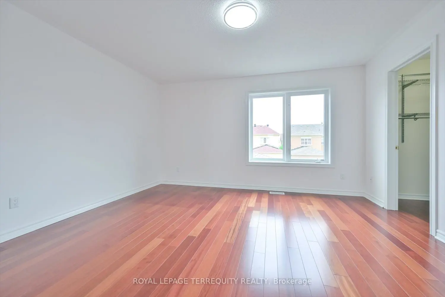Additional image 8 of 10461 Woodbine Avenue
