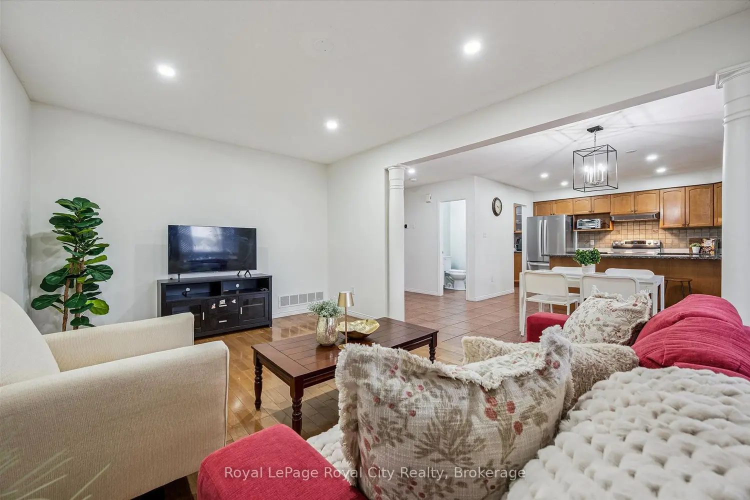 64 Milson Crescent photo 5
