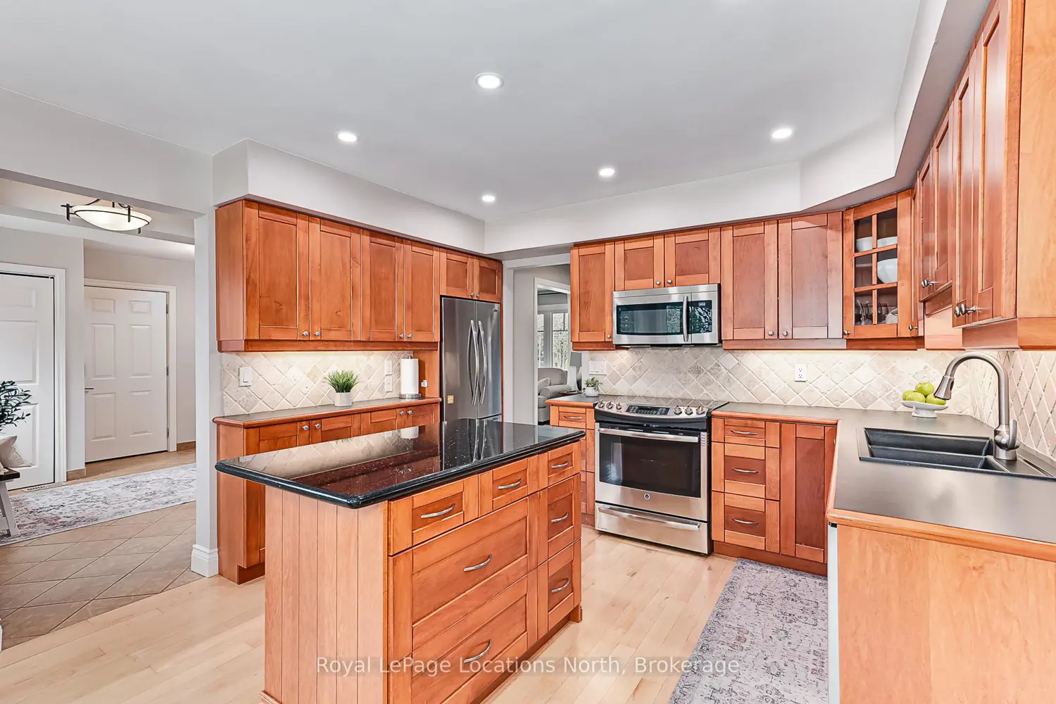 Additional image 7 of 158078 7Th Line