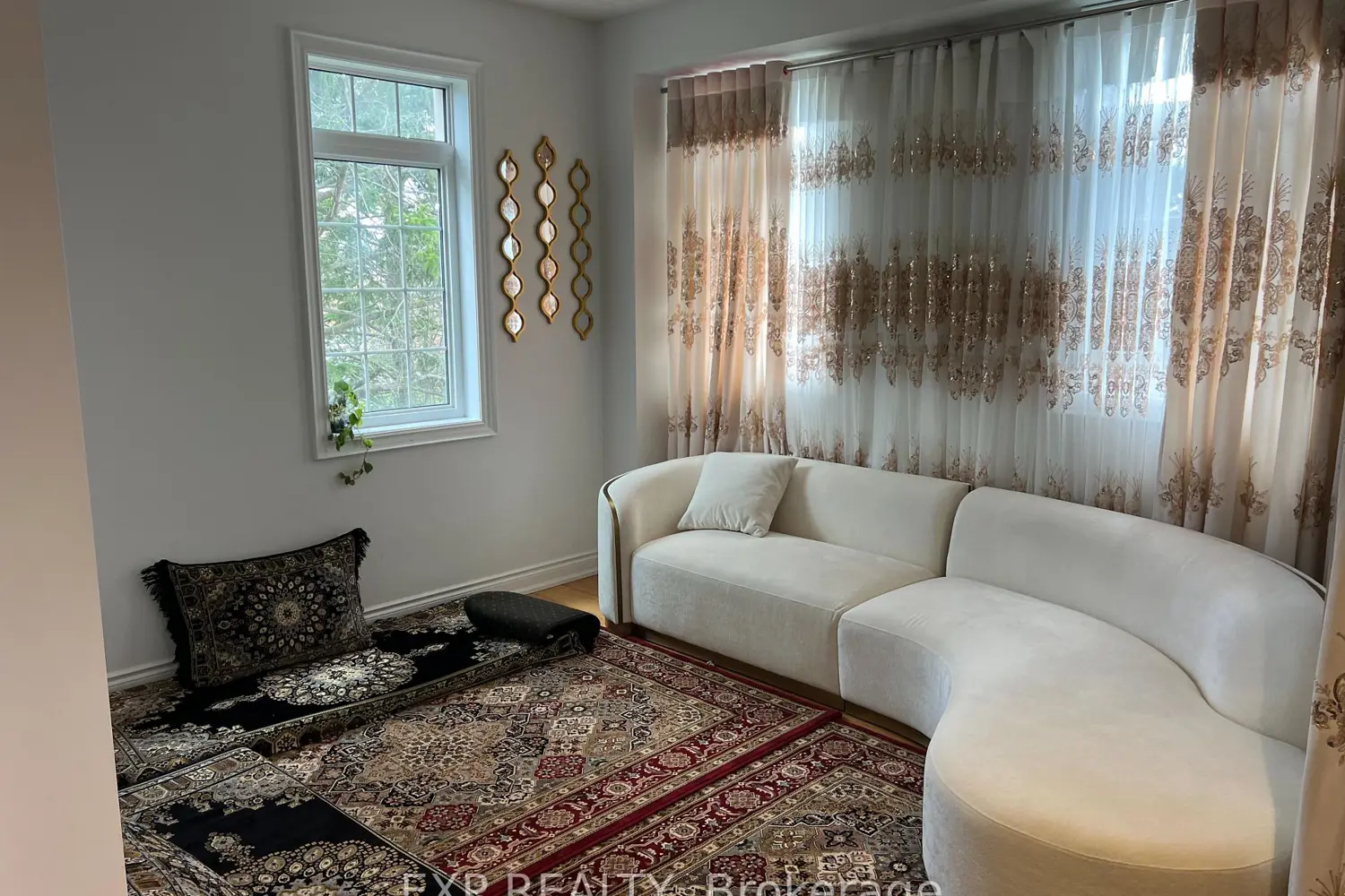 Additional image 16 of 947 Finley Avenue