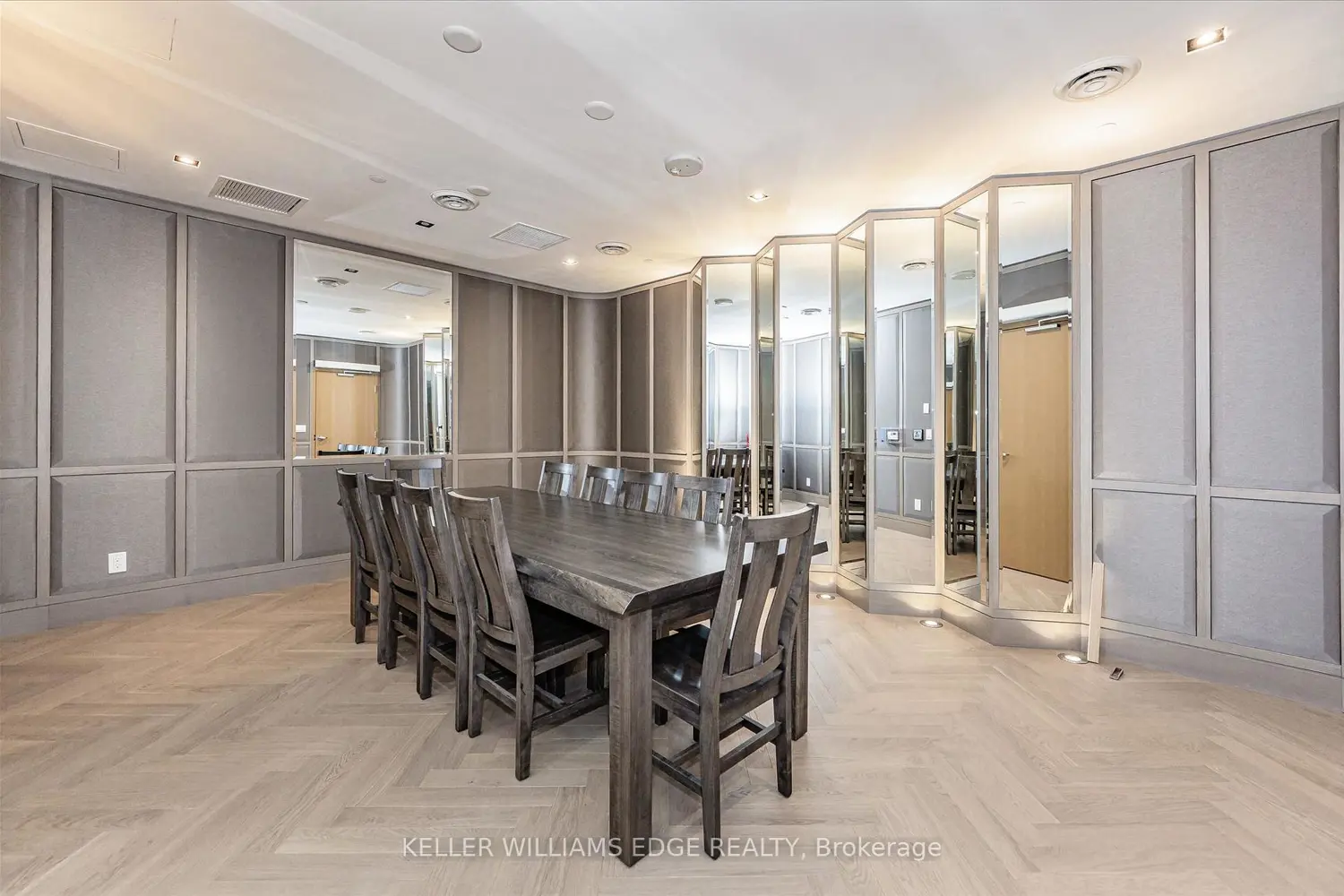 Additional image 5 of 1441 Elgin Street 405