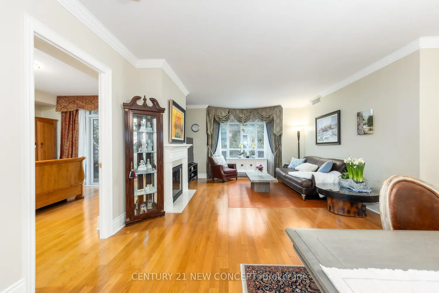 Additional image 8 of 7071 Bayview Avenue 204