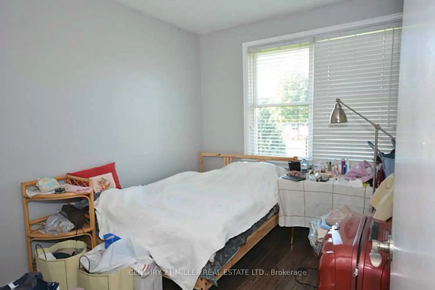 Additional image 6 of 469 Scarsdale Crescent