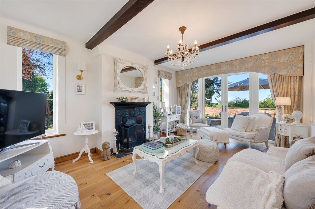 Additional image 7 of 3 bed link detached house to rentAndertons Lane, Henbury, Macclesfield, Cheshire SK10