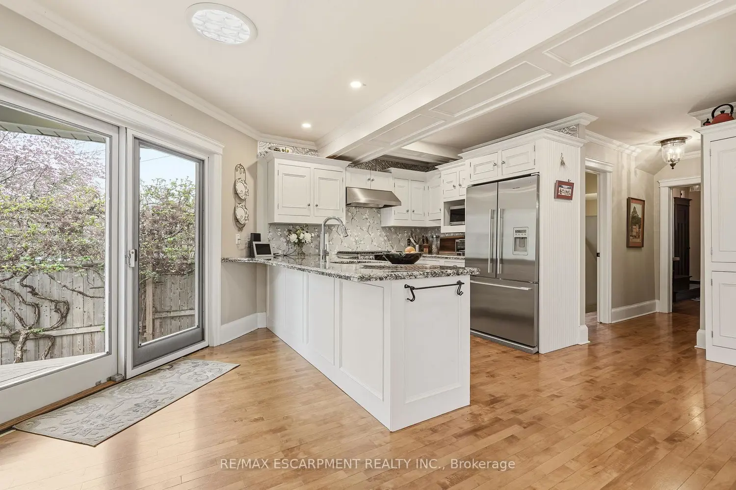 Additional image 8 of 2116 Caroline Street