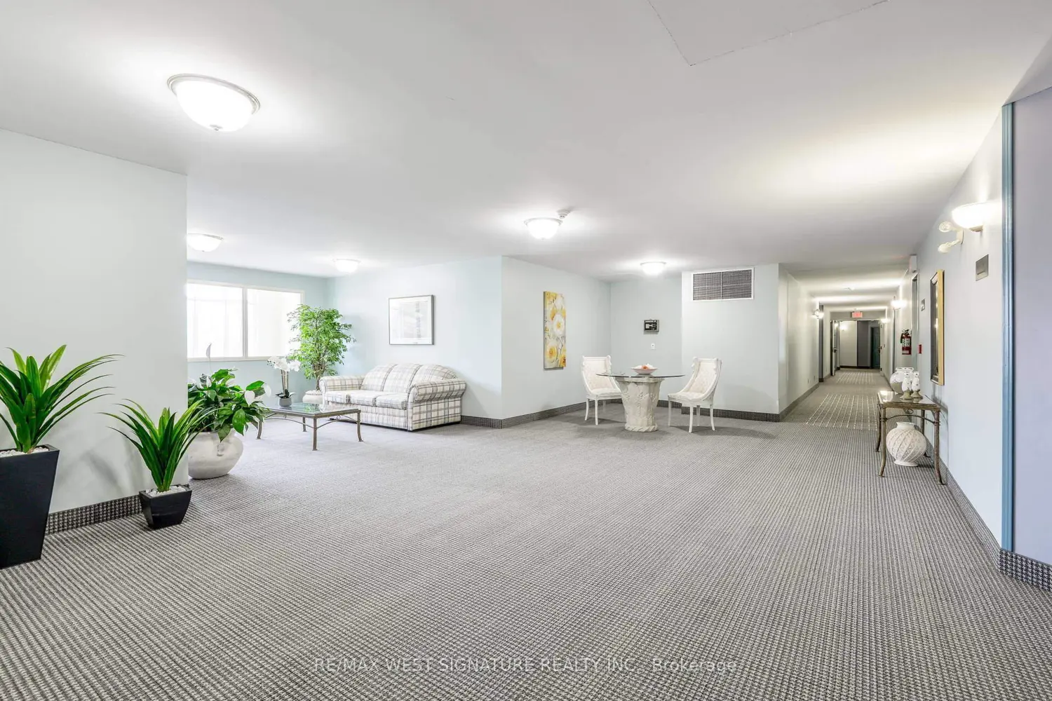 Additional image 6 of 75 Treelawn Boulevard 102