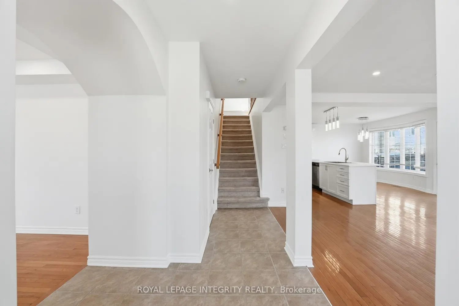 200 Burnaby Drive photo 5