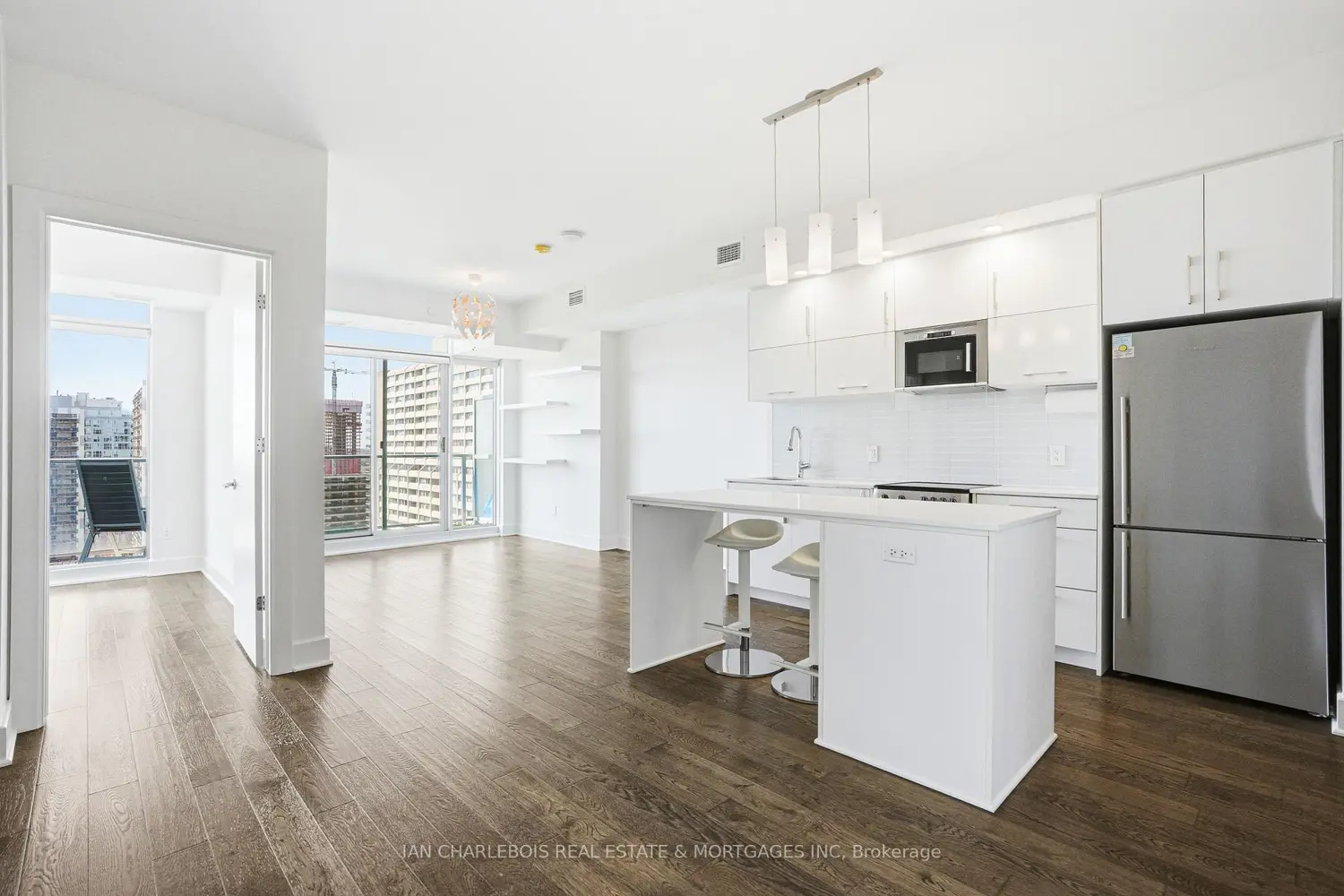 Additional image 6 of 255 Bay Street 1701