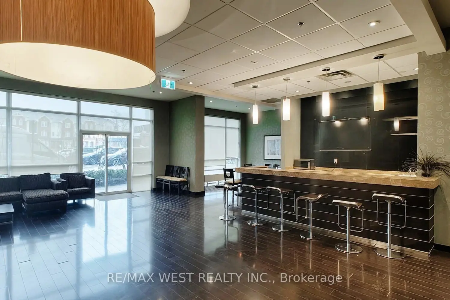 Additional image 16 of 215 Queen Street 2108