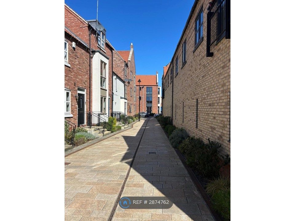 Additional image 2 of 2 bed maisonette to rentBlanket Row, Hull HU1