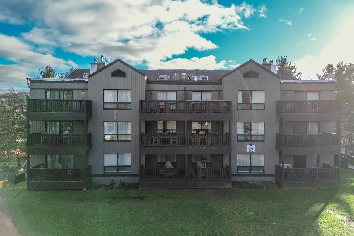 Additional image 4 of 1235 Deerhurst Drive 53-201