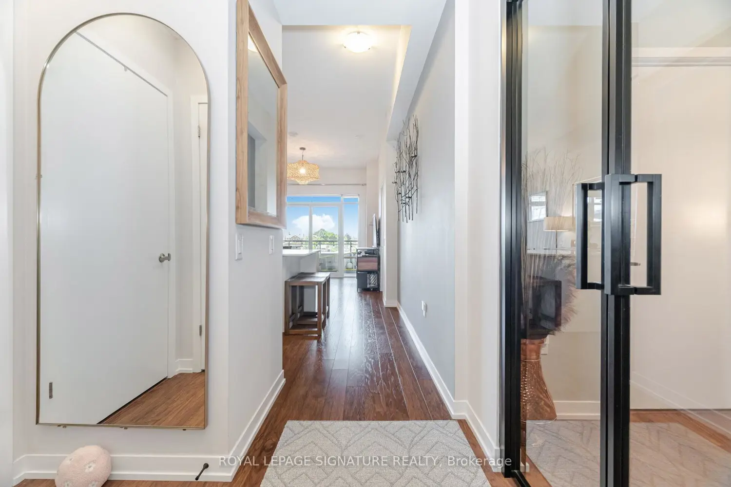 Additional image 5 of 2560 Eglinton Avenue 313
