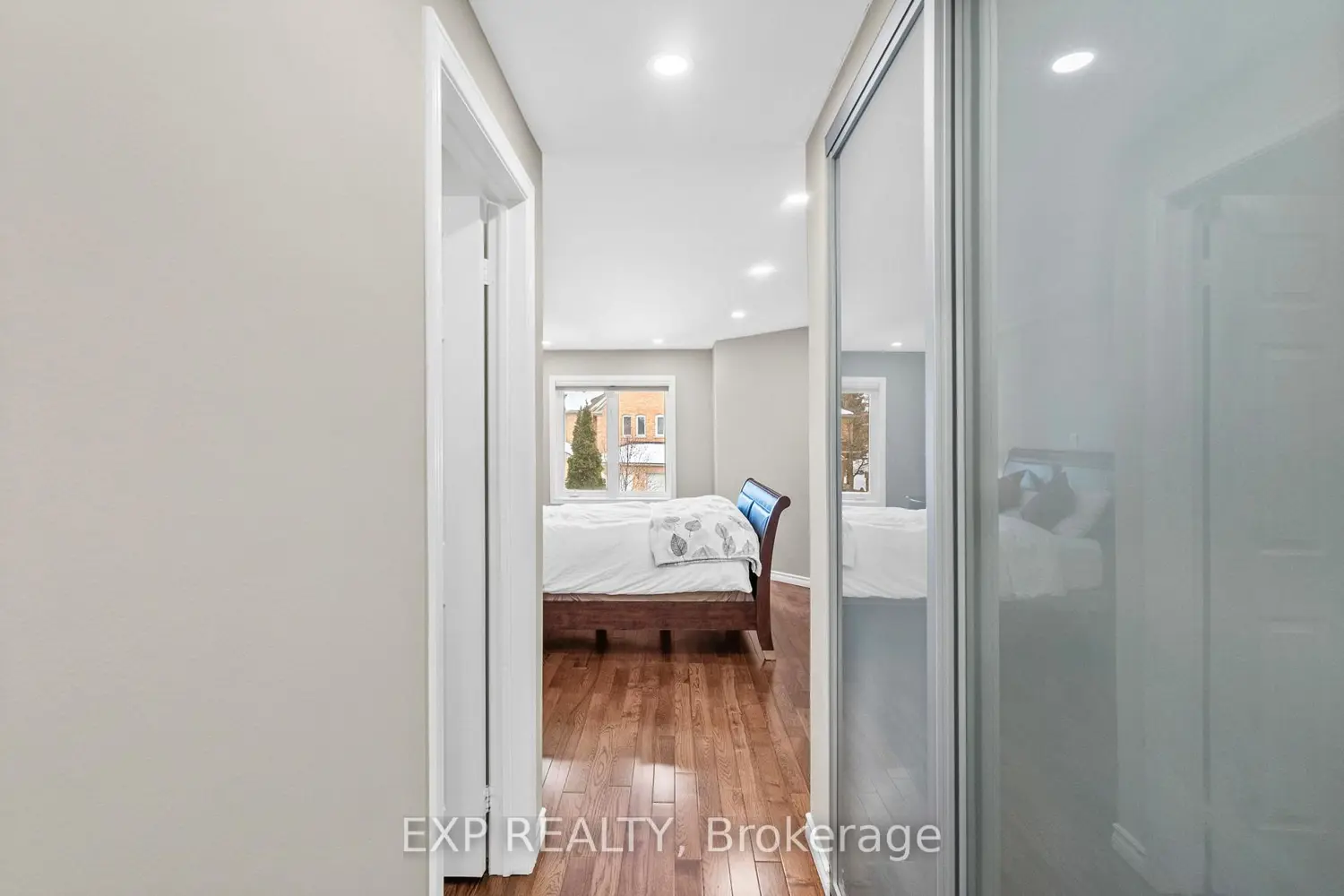 Additional image 16 of 2555 Thomas Street 70