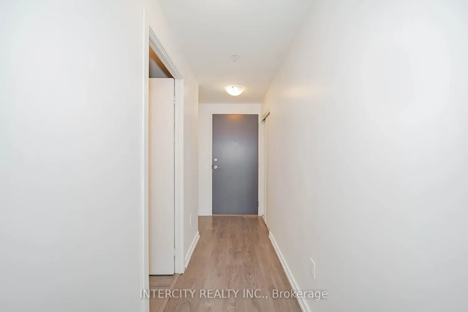 Additional image 8 of 3237 Bayview Avenue 611