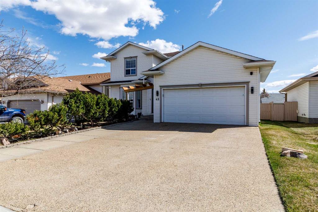 49 Kirkland Drive, Red Deer, AB, T4P 3M7
