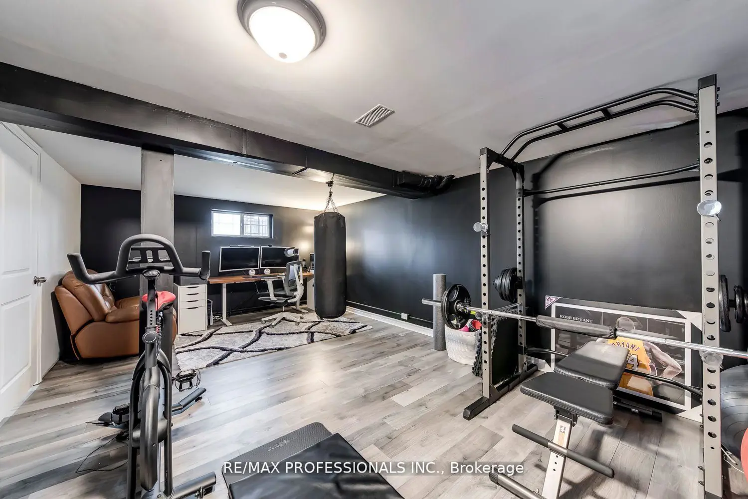 Additional image 19 of 4345 Bloor Street 51