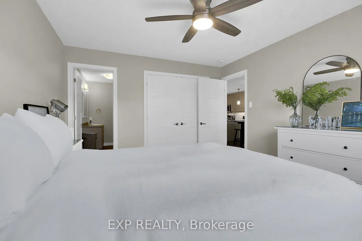 Additional image 9 of 374 Honeyborne Street