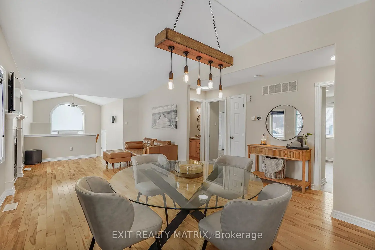 Additional image 7 of 403 Centenaire Street
