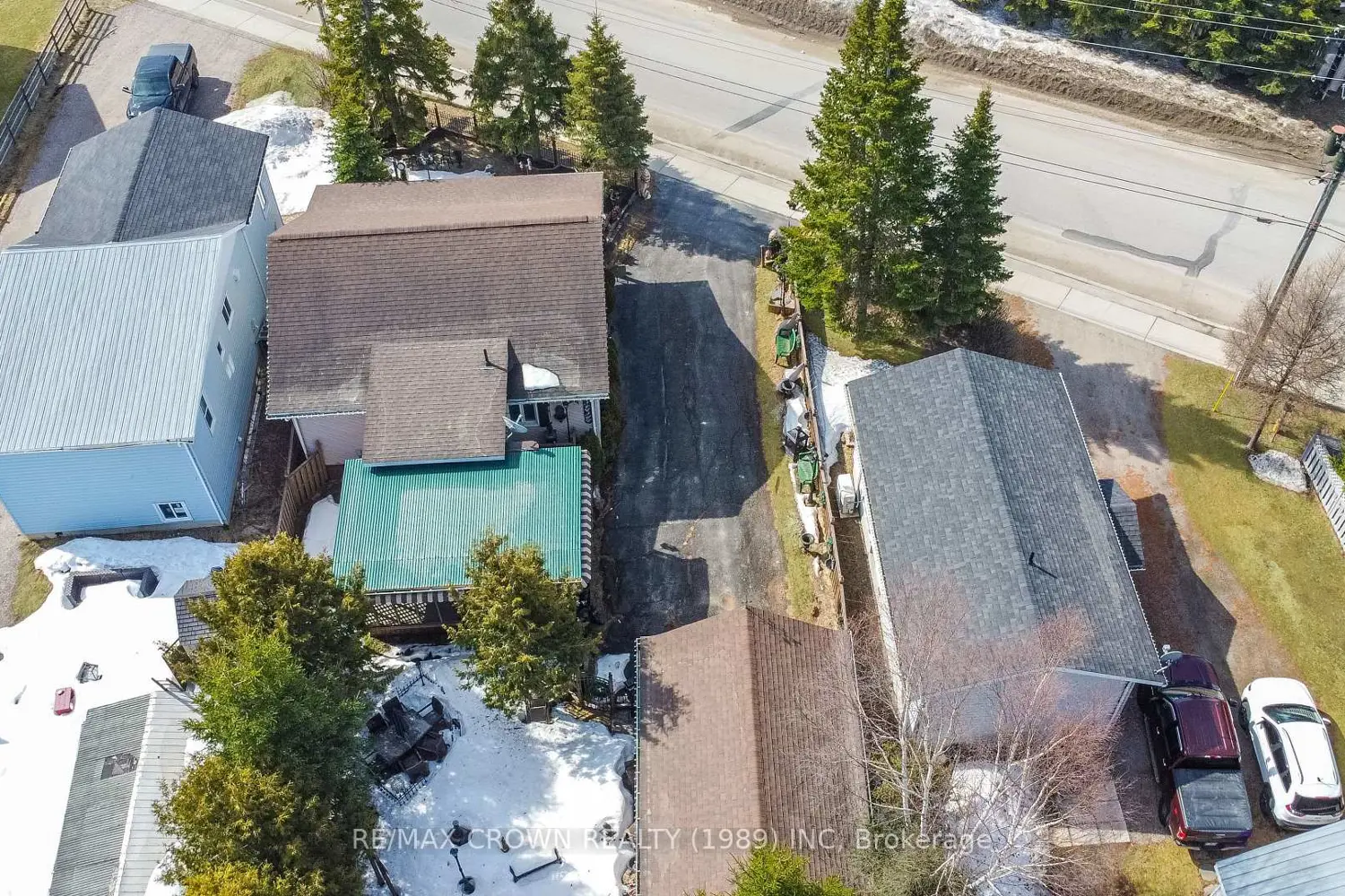 24 Fontaine Drive