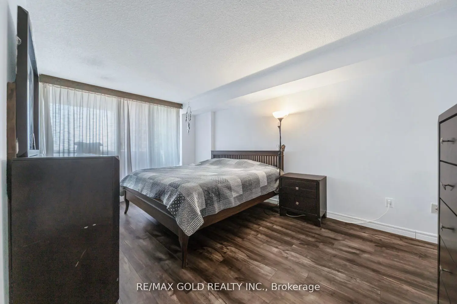 Additional image 13 of 350 Rathburn Road 1406