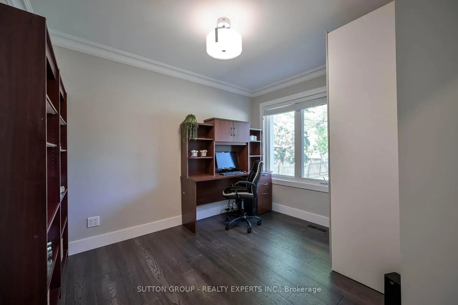 Additional image 11 of 390 Wendall Place