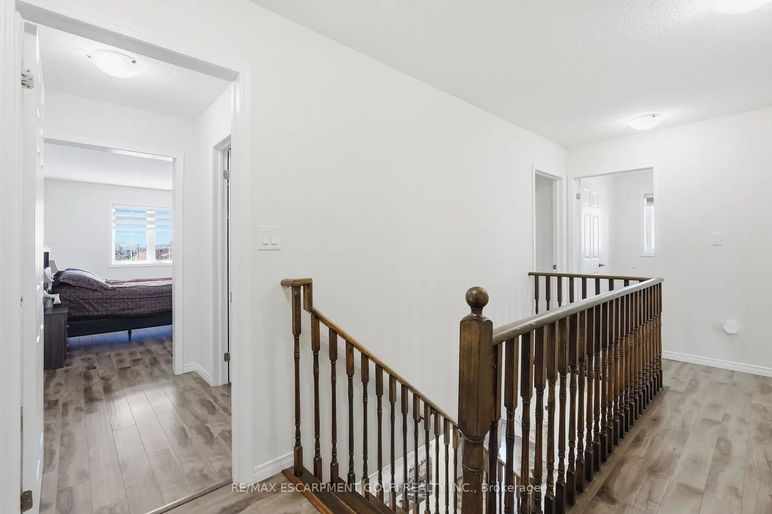 57 Thompson Road photo 4